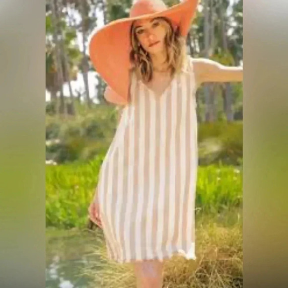 100% Linen Beach Coverup or Dress Vertical Tan/White Stripes w/ Tassels EUC. S-M - Picture 1 of 7